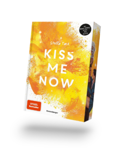 2023_09_Kiss me Now_Mockup